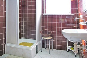 Beautiful Cottage for 5 People, Only 250m From the Lake, Kalbornia