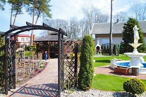Secluded Holiday Home in Swibno With Grill