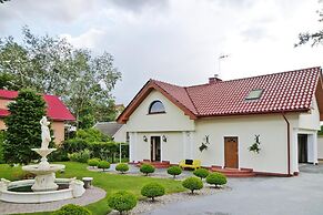 Secluded Holiday Home in Swibno With Grill