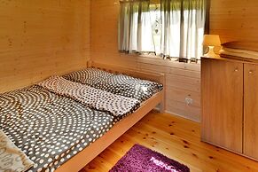 Comfortable Holiday Houses With Pool, Whirlpool