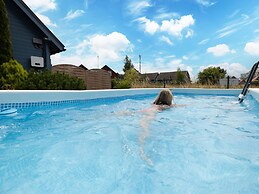 Comfortable Holiday Homes for 6 People in Rewal