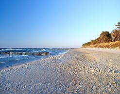 Cozy 3-person Apartment, Pobierowo
