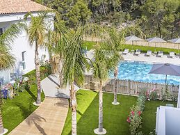 Nice Apartment With Shared Pool