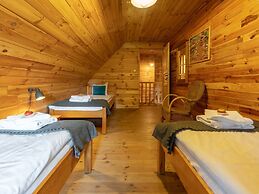 Comfortable Holiday Home in Belczna With Pool