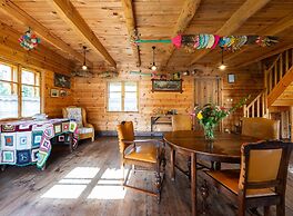 Comfortable Holiday Home in Belczna With Pool