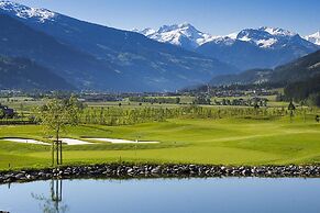 Apartment Building, Fugen