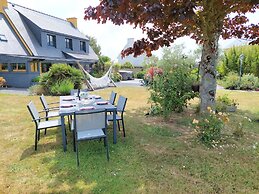 Holiday Home With Jacuzzi, Guisseny
