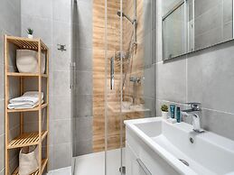 Apartment With Beautiful View, Dziwnow