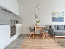 Apartment With Beautiful View, Dziwnow