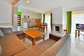 Holiday Home With a Private Garden