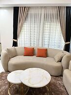 LivLuxe Apartments 5