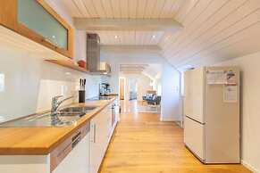 Historisches Reetdachhaus in Ruhiger Lage