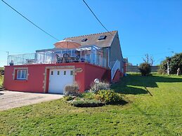Holiday Home With Fantastic sea Views on the Crozon Peninsula