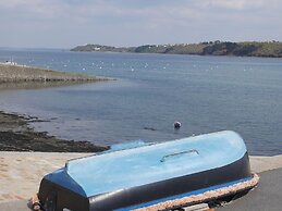 Holiday Home With Fantastic sea Views on the Crozon Peninsula