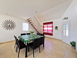 Semi-detached House, Penestin