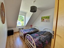 Semi-detached House, Penestin