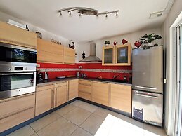 Semi-detached House, Penestin