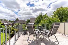 Apartment in Garding With Parking