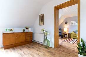 Apartment in Garding With Parking