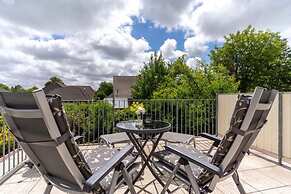 Apartment in Garding With Parking