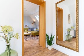 Apartment in Garding With Parking