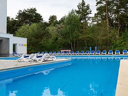 Apartment With Summer Pool, Pogorzelica