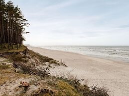 Apartment With Summer Pool, Pogorzelica