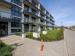 Apartment Overlooking the River, Pool, Dziwnow