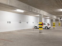 Apartment Overlooking the River, Pool, Dziwnow