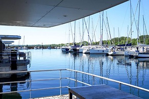 Hausboot in Boltenhagen