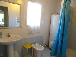 Spacious Holiday Home Located in the Heart of the bay of Mont St Miche