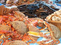 Spacious Holiday Home Located in the Heart of the bay of Mont St Miche