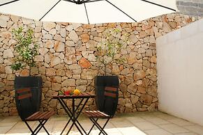 Apartment With Terrace and Communal Pool in Nardo