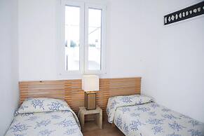 Apartment With Terrace and Communal Pool in Nardo