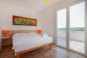 Apartment With Terrace and Communal Pool in Nardo
