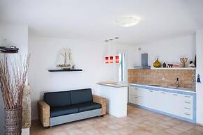 Apartment With Terrace and Communal Pool in Nardo