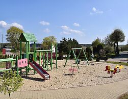 Holiday Home at the Lake in Kiedrowice