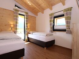 Chalet Gamsknogel mit Privatem Pool