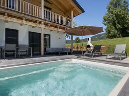 Chalet Gamsknogel mit Privatem Pool