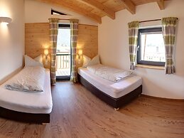 Chalet Gamsknogel mit Privatem Pool