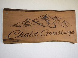 Chalet Gamsknogel mit Privatem Pool