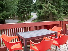 Lovely Apartment in Breitenbrunn With Shared Sauna