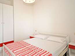 Apartment in Bibione Spiaggia With Balcony
