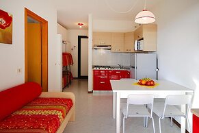 Apartment in Bibione Spiaggia With Balcony