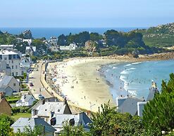 Natural Stone House With Maritime Flair