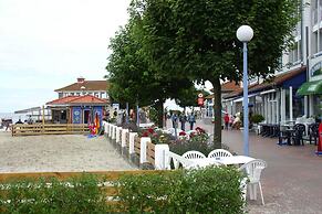 Panorama Apartment Near the Laboe Beach Promenade