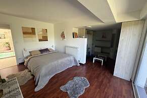 Holiday Home With Indoor Pool, Le Porge