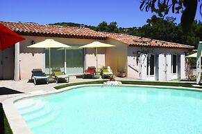 Pretty and Modern Villa With Private Pool, Cavalaire-sur-mer