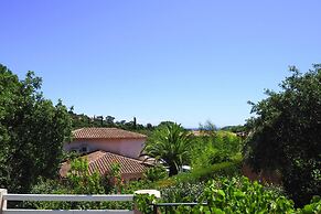 Pretty and Modern Villa With Private Pool, Cavalaire-sur-mer