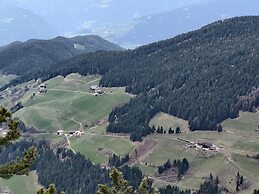 Apartment House Niedermunthof, Fermeda Funes